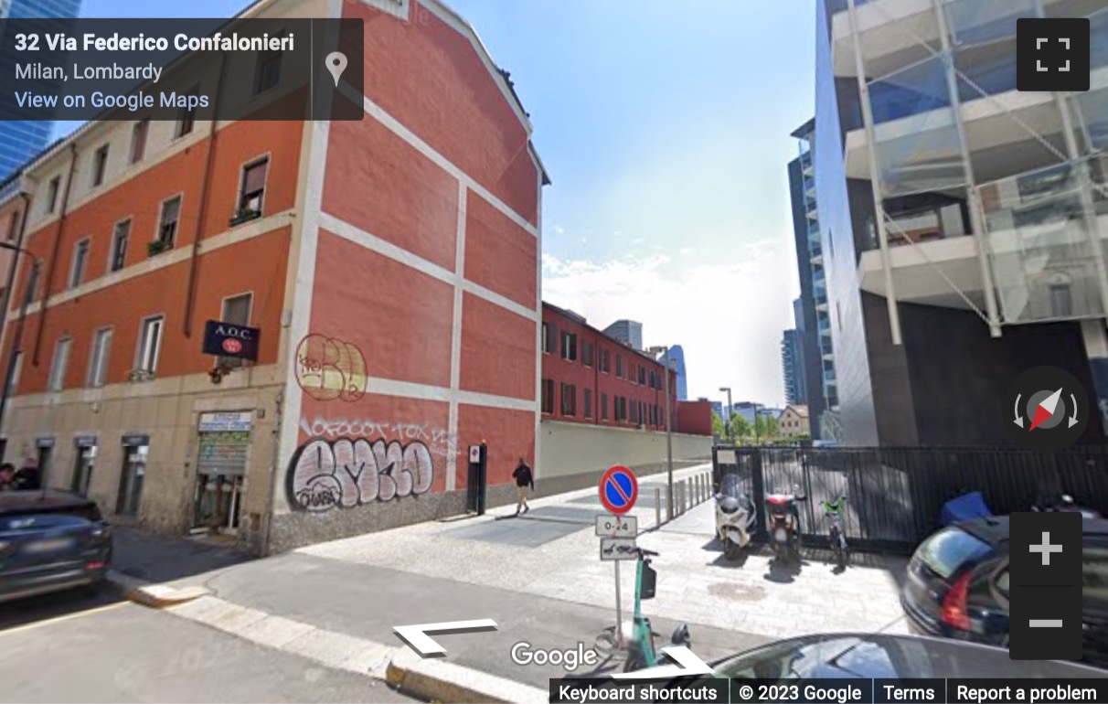 Street View image of Via Gaetano de Castillia, 23, Milan