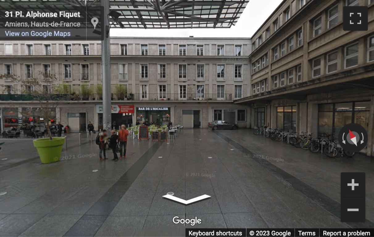 Street View image of 47 place Alphonse Fiquet, Amiens, Somme