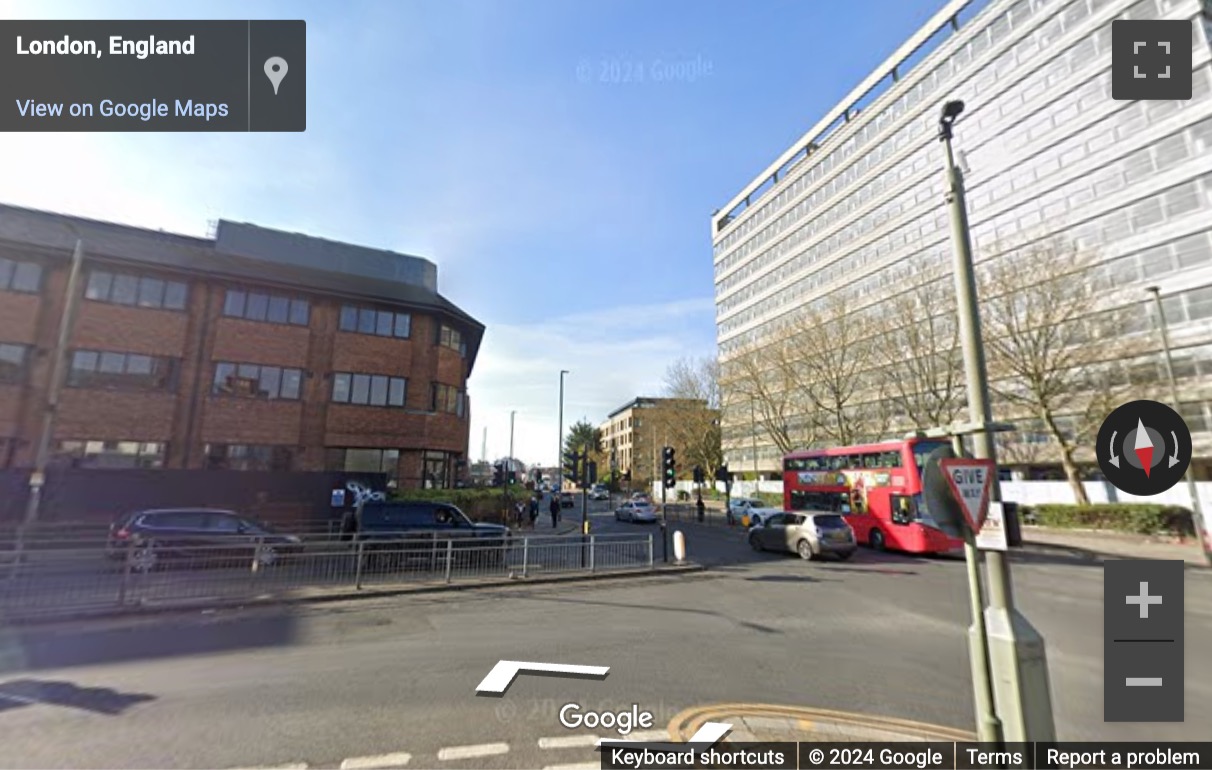 Street View image of 1250 High Road, Central London, N20, UK