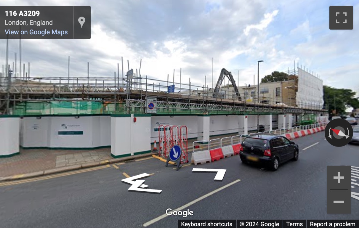 Street View image of 116 Putney Bridge Road, Parklife, Central London (SW15)