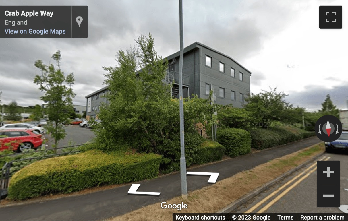 Street View image of Crabb Apple Way, Evesham, Worcestershire