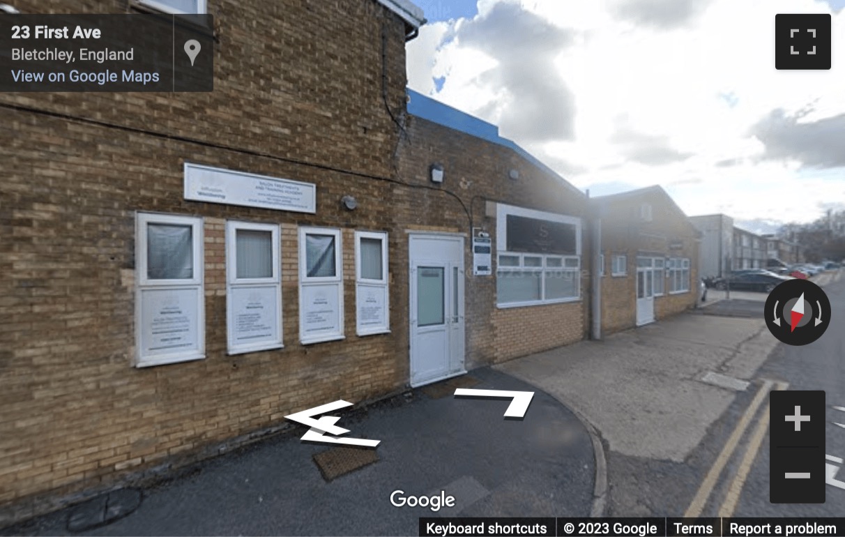 Street View image of 10 First Avenue, Bletchley, Milton Keynes, Buckinghamshire