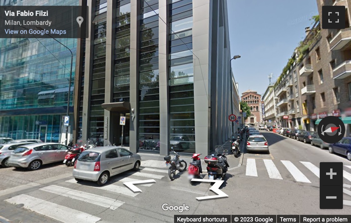 Street View image of Piazza 4 Novembre, 7, Milan, Italy