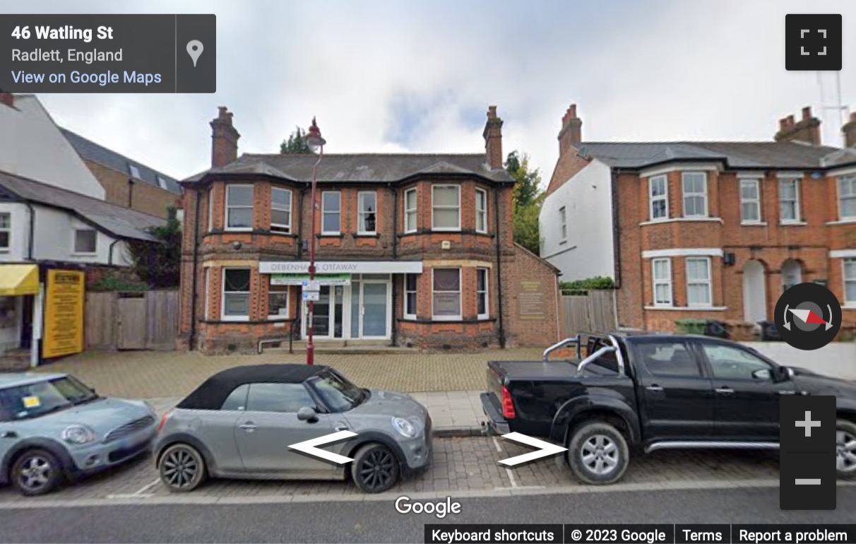 Street View image of 42 Watling Street, Radlett town centre, Hertfordshire