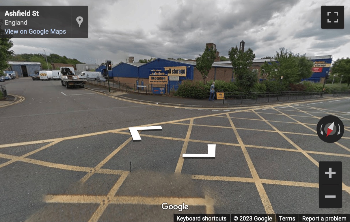 Street View image of 189 Manchester Road, Oldham, Lancashire